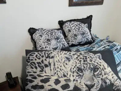 Pillow Set, View more