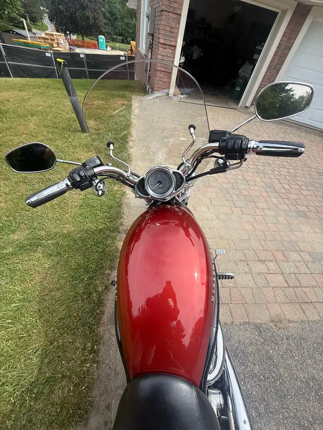 2005 Harley-Davidson V-Rod in Street, Cruisers & Choppers in Markham / York Region - Image 8