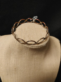 Gold Tone Metal Loop Bracelet