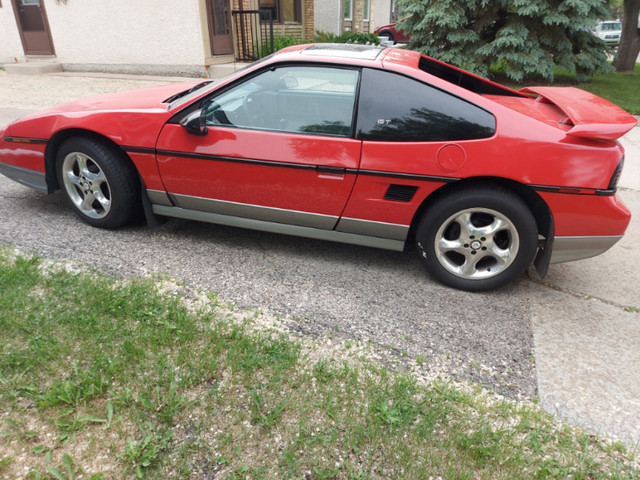 1986 Pontiac Fiero GT $12,500 in Classic Cars in Winnipeg