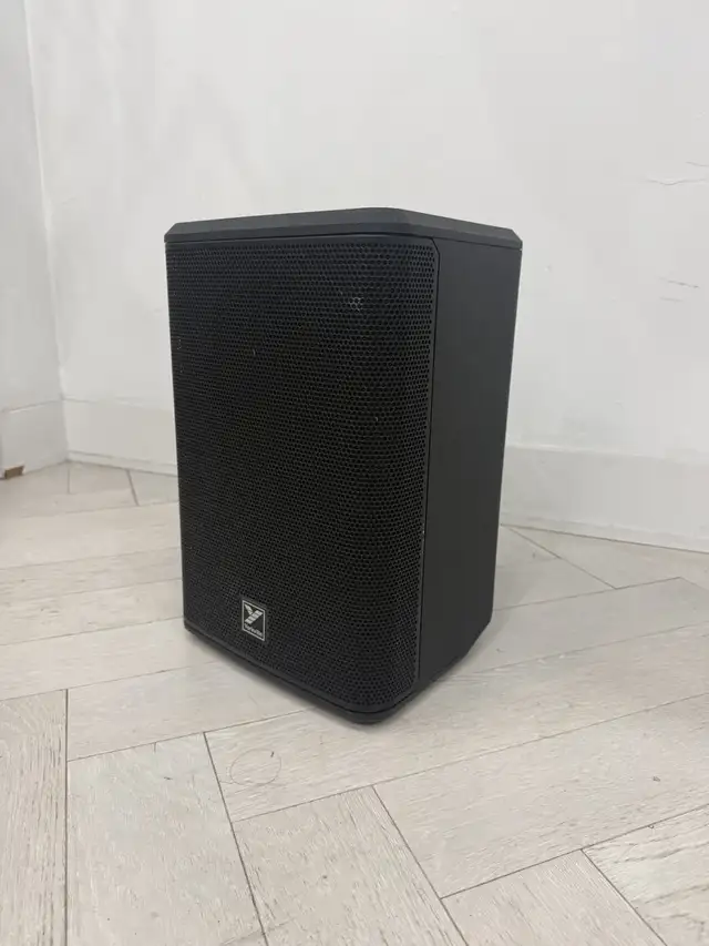 Yorkville EXM Mobile 8 Battery-Powered PA Speaker in Pro Audio & Recording Equipment in City of Toronto - Image 2