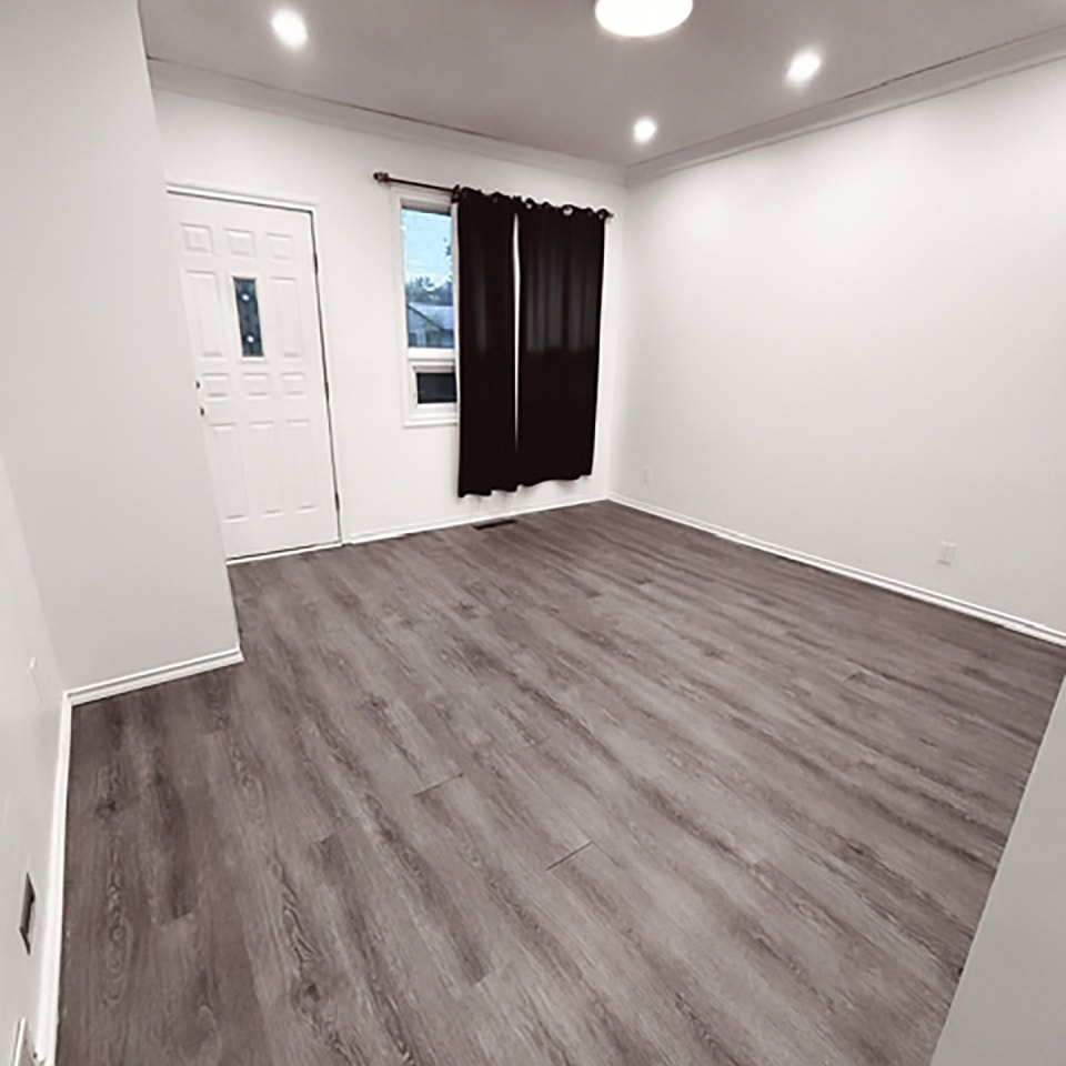 House for Rent in Transcona 3