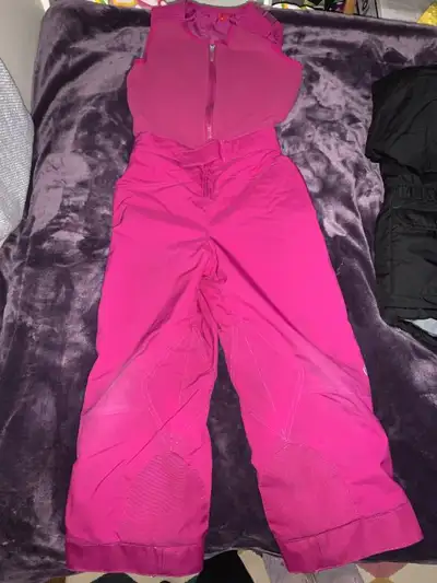 Girls snow pants size 6, View more