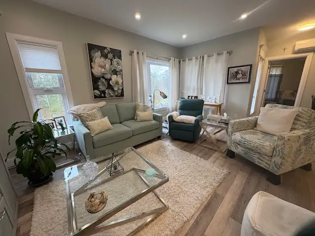 Unit for Rent - Parkwood Place, Petawawa – Lina Suite in Long Term Rentals in Petawawa - Image 3