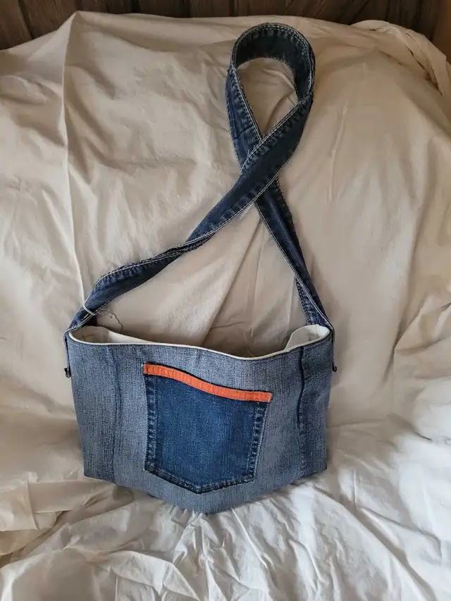 Handmade HD purse in Women's - Bags & Wallets in Sudbury - Image 3