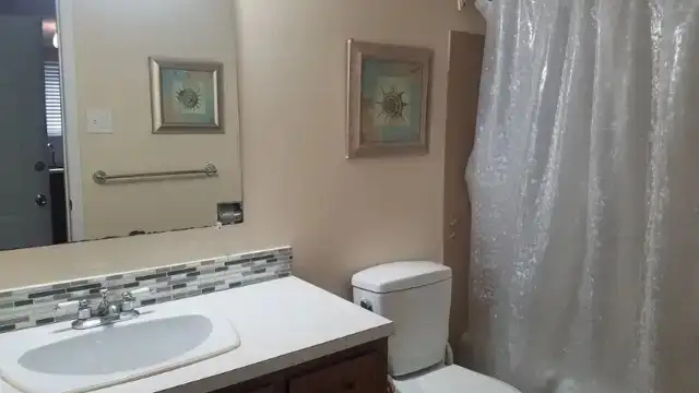 Fully furnished basement unit in Long Term Rentals in Thunder Bay - Image 7