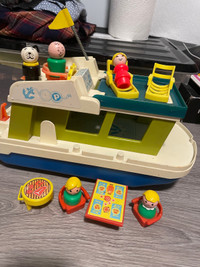 Vintage Fisher Price Little People House Boat