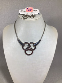 CLOSET SALE - NEW fashion necklace & earring set - box bb05