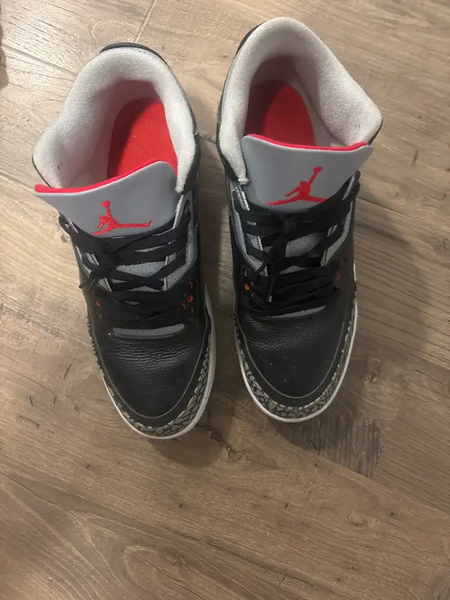 Jordan 3 Retro in Men's Shoes in City of Toronto - Image 2