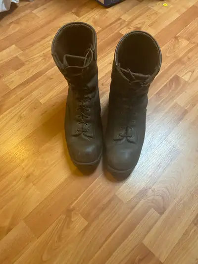 work boots/ combat boots, View more