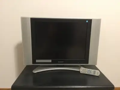 20” Sharp TV Works well