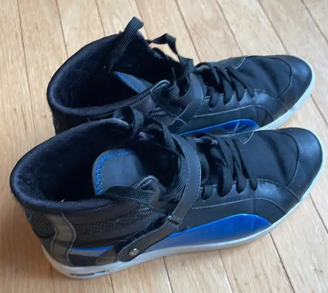 Women’s Retro Puma sneakers in Women's - Shoes in Bedford - Image 4