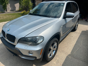 2010 BMW X5 30i