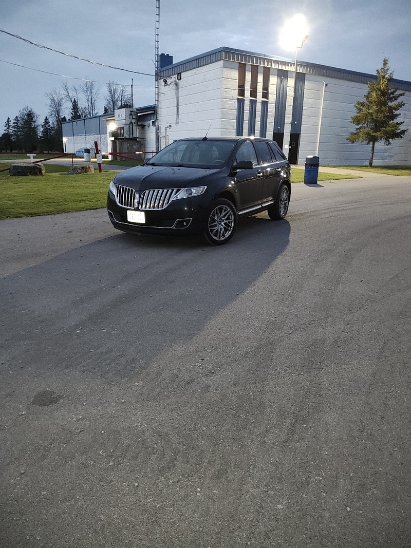 2013 Lincoln mkx SAFTIED Cars & Trucks Kingston Kijiji