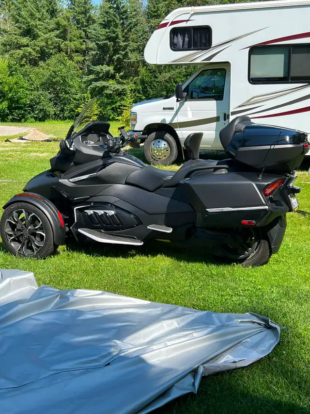 2023 Can Am Spyder RT Limited with addons in Touring in St. Catharines - Image 4