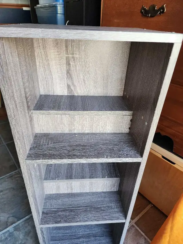 Medium BOOKSHELF special design inside 2 steps**New**602772185977999361