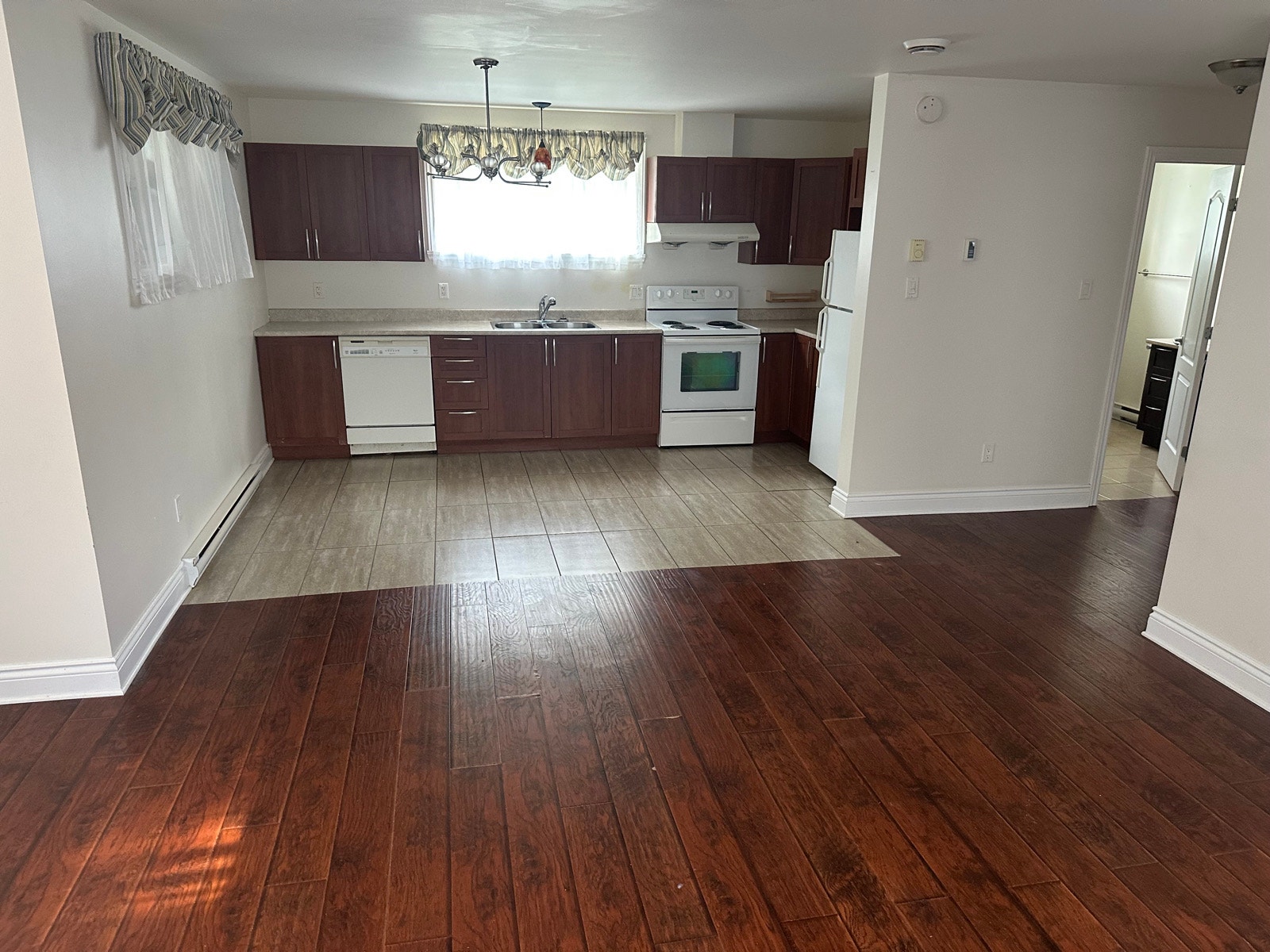 2317 Rue Park — photo 3