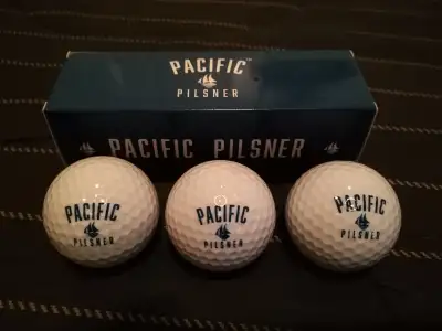 Set of 3 New Pilsner Golf Balls