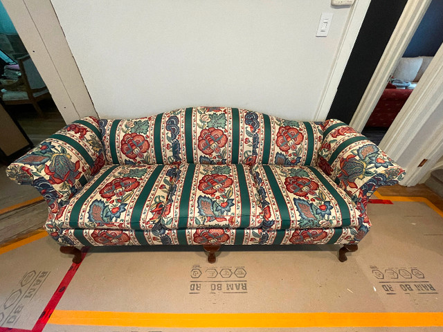 Vintage Queen Anne sofa | Couches & Futons | City of Toronto | Kijiji