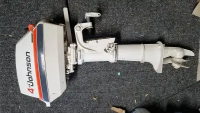 1979 Johnson 4HP / 2.8KW Seahorse outboard motor