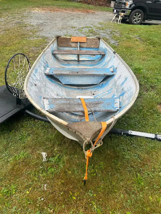 12 foot aluminum boat. 500 in Powerboats & Motorboats in Dartmouth - Image 2