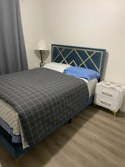 Description Fully furnished, spacious and executive 1 bedroom with private closet comes with Mini Fr...