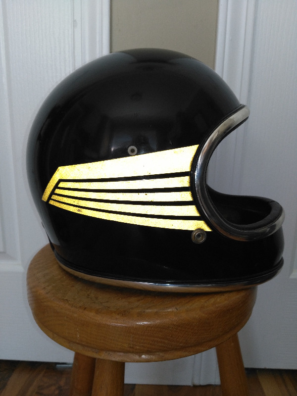 Rare Vintage 1970's Arthur Fulmer AF50 Full Face Motorcycle Helm in Arts & Collectibles in Sunshine Coast - Image 4