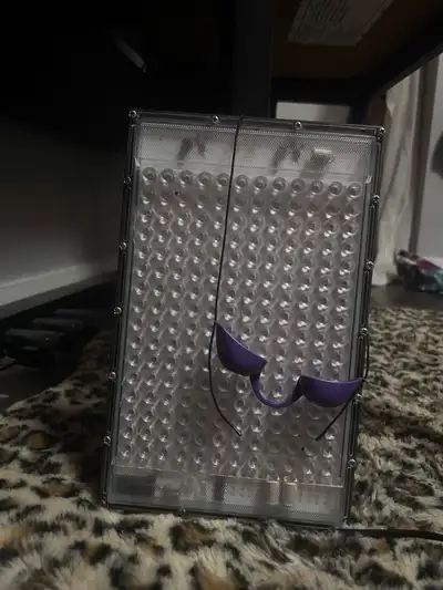 Tanning light , View more