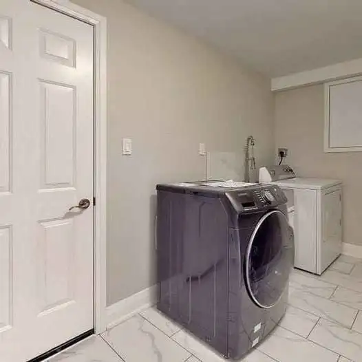 Renovated Basement for Rent in Long Term Rentals in City of Toronto - Image 3