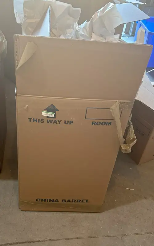 FREE MOVING BOXES AND PACKING PAPER