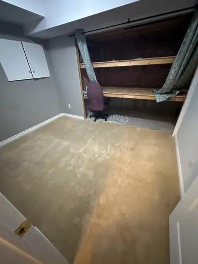 Room for rent Female only Available as private room 2 bedrooms are occupied 2 bedrooms available Sha...