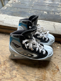 CCM Goalie Skates Size 4.5D 