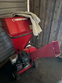 Trade or sell Troy-bilt wood chipper 