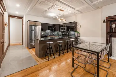 Fully-Furnished large 6 bedroom Downtown, all utilities included, View more