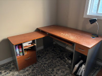 Corner desk (READ DESCRIPTION)