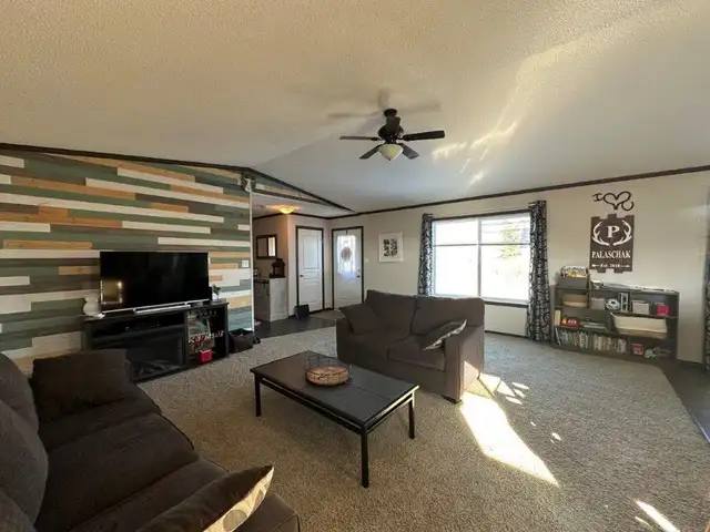 HOUSE FOR SALE FLAXCOMBE SK in Houses for Sale in Saskatoon - Image 21