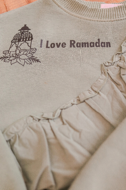 Custom onesies  and Tshirts dans Vêtements - 0 à 3 mois  à Kitchener / Waterloo - Image 4