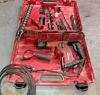 Hilti TE 7 Rotary Hammer Drill With Case and Bits
