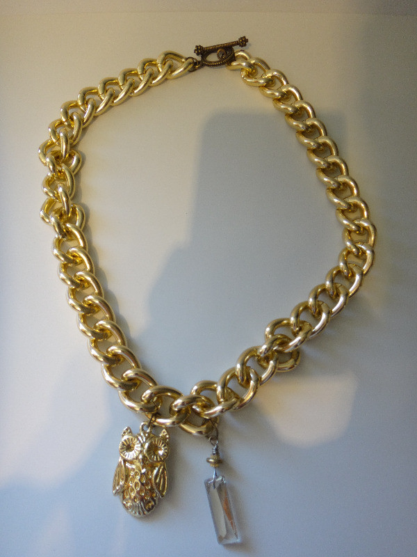 Chunky Gold Chain Necklace with an Owl and  Crystal Charms in Jewellery & Watches in Thunder Bay - Image 3