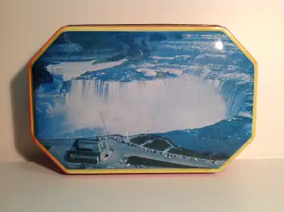 Boite de métal souvenir des chutes Niagara ( Niagara Falls), View more