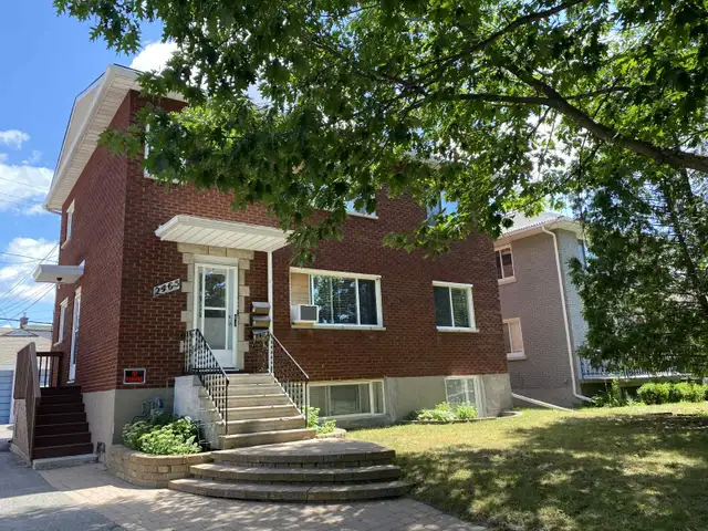 2 Bedroom Lower Level Apartment for Rent - Heron Park