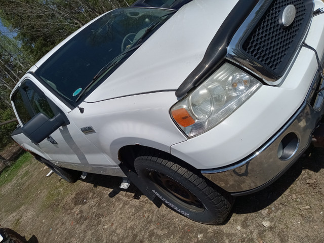 2006 Ford F150 5.4L 4x4 with hydraulic plow in Cars & Trucks in North Bay - Image 4