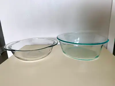 Pyrex & Anchor Hocking Glass Baking Casserole Dishes – Set of 2, View more