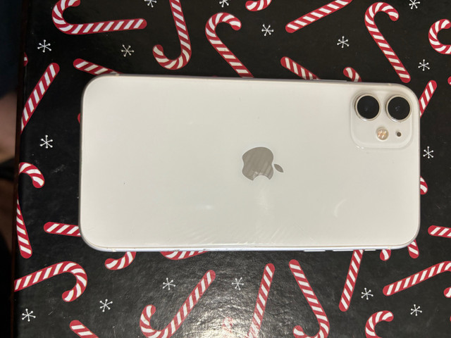 iPhone 11 for sale in Cell Phones in Charlottetown - Image 3
