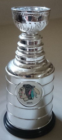 Vintage Labatt's Miniature Stanley Cup. Philadelphia Flyers. 