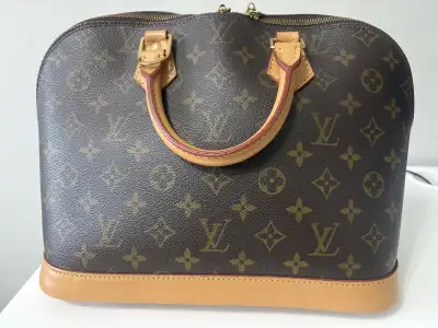 Louis Vuitton Alma, View more