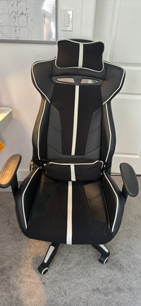 Elias Gaming Chair