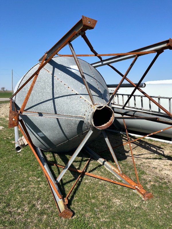 Feed Bin Farming Equipment Hamilton Kijiji