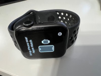 Apple Watch 5 - 44mm Nike Version