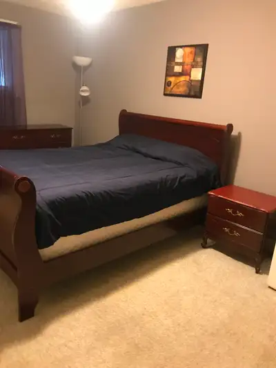 Furnished room for rent in bungalow house, Orleans area close to Orleans Blvd. and St-Joseph Blvd. A...